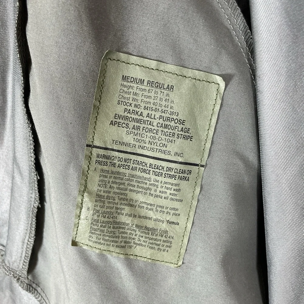 US Air Force Parka APECS All Purpose Environmental  Tiger Stripe Medium Regular